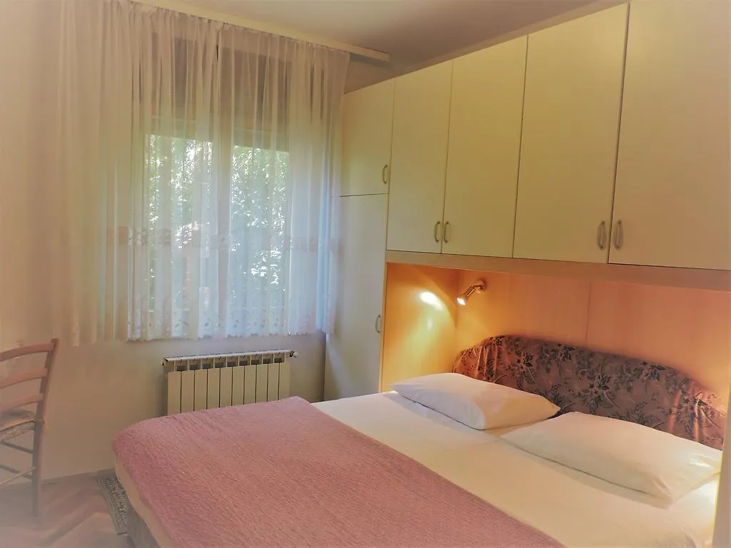 Apartments Andrea Opatija 0*,